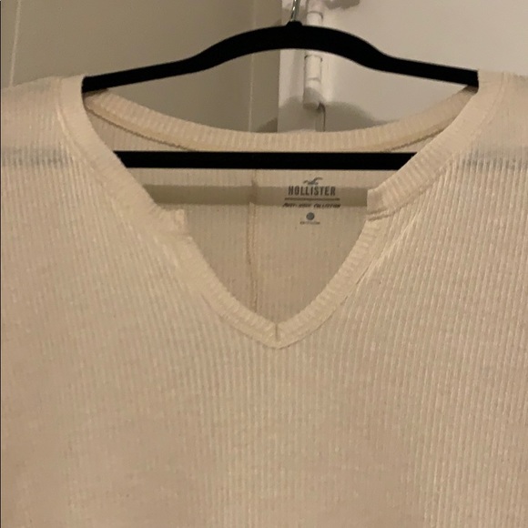 A cream long sleeve T-shirt - Picture 2 of 2